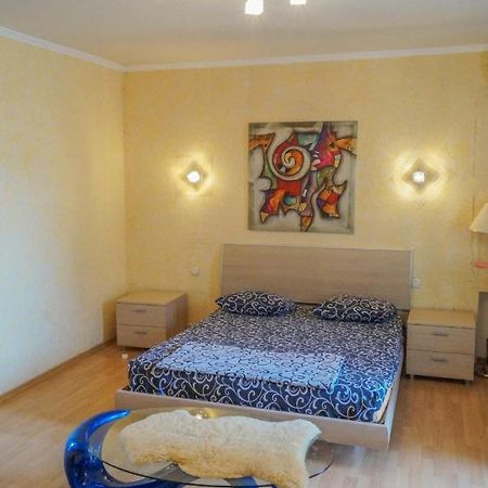 Apartment Triokhsviatytelskaya Street 3 Kiew Exterior foto