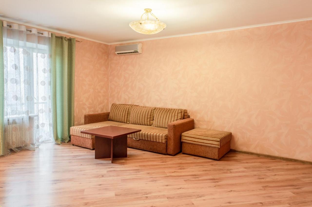 Apartment Triokhsviatytelskaya Street 3 Kiew Exterior foto