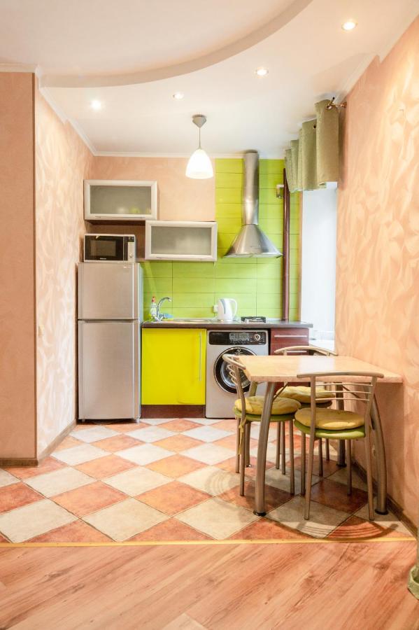 Apartment Triokhsviatytelskaya Street 3 Kiew Exterior foto