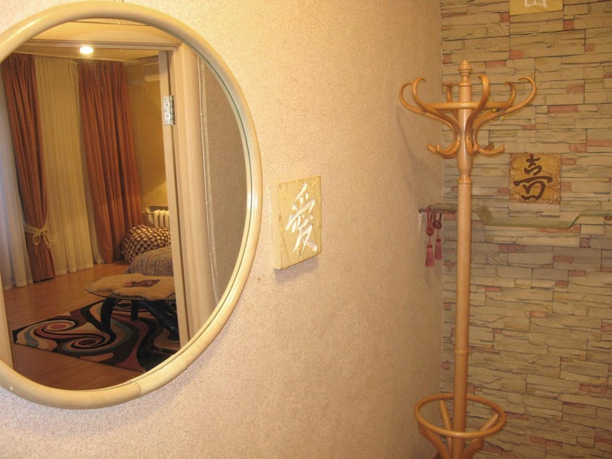 Apartment Triokhsviatytelskaya Street 3 Kiew Exterior foto
