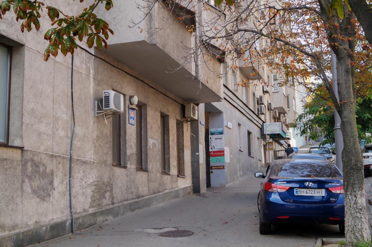 Apartment Triokhsviatytelskaya Street 3 Kiew Exterior foto